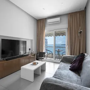  Apartment Awesome Sea View, Nilie Hospitality Mgmt